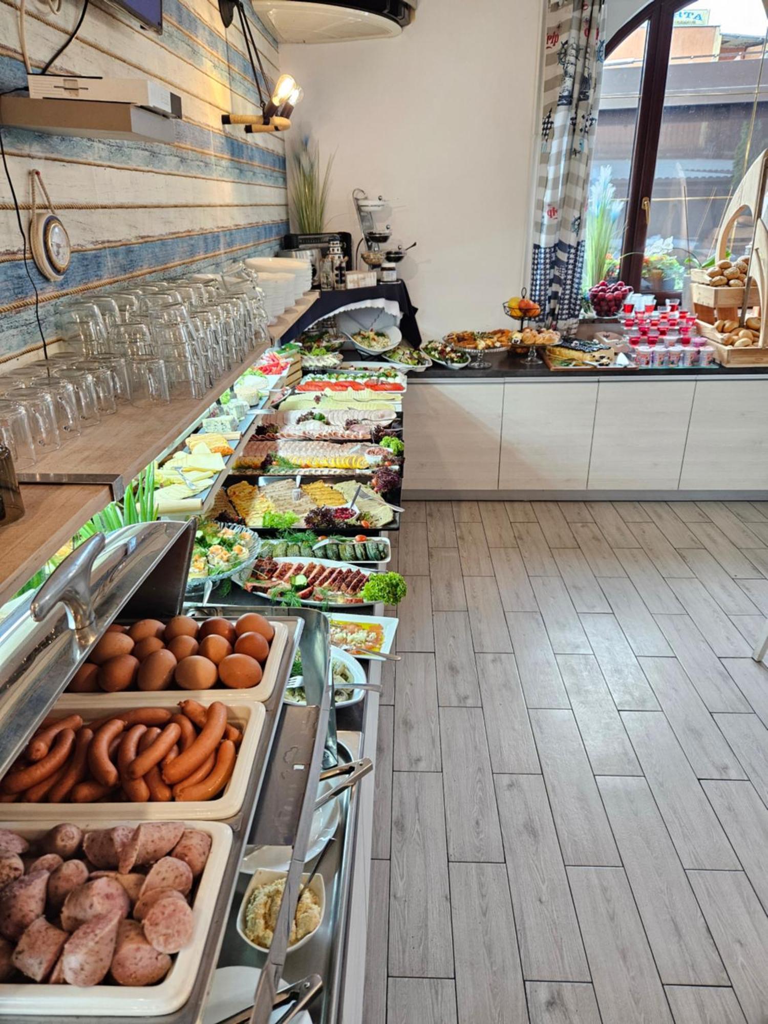Monika II Acomodação com café da manhã Krynica Morska Exterior foto